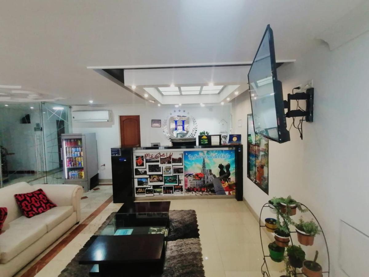 Hotel 칼리 외부 사진